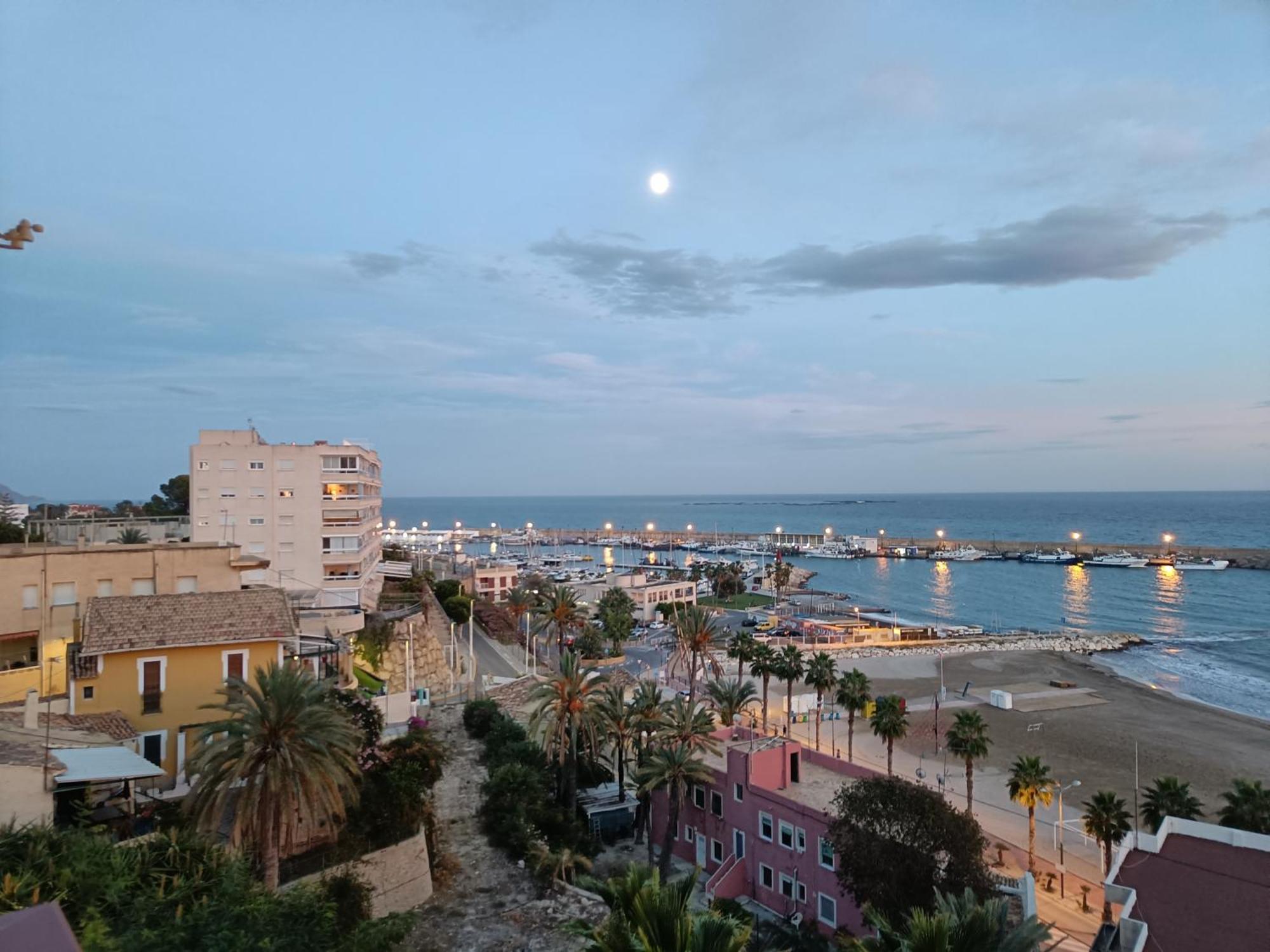 Seaview Apartment *